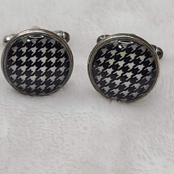 Vintage Houndstooth Pattern Round Cufflinks Black White Silver Tone - Picture 3 of 8